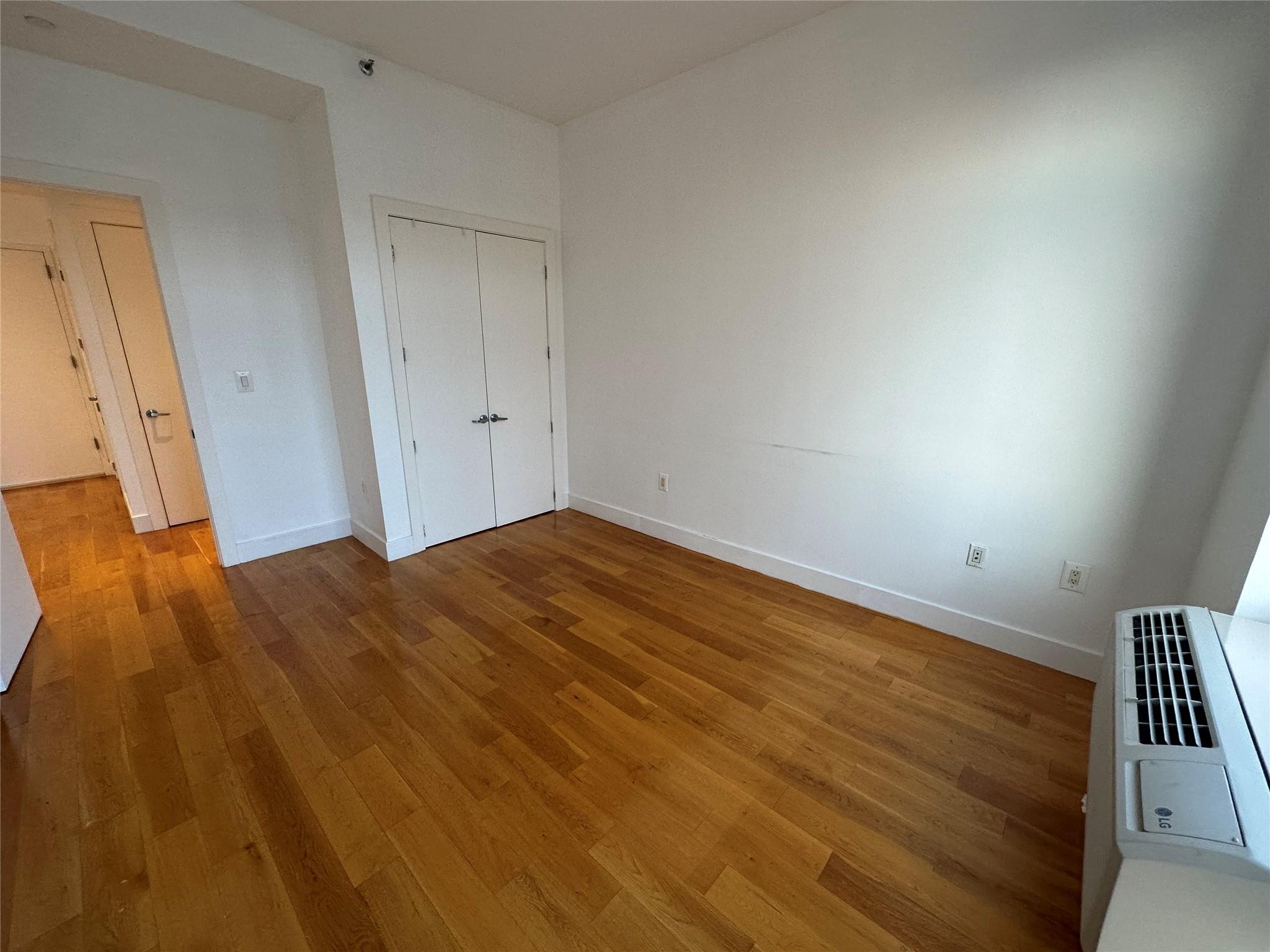 #18 photo, 140-21 32 Avenue, קווינס Flushing , NY 11354