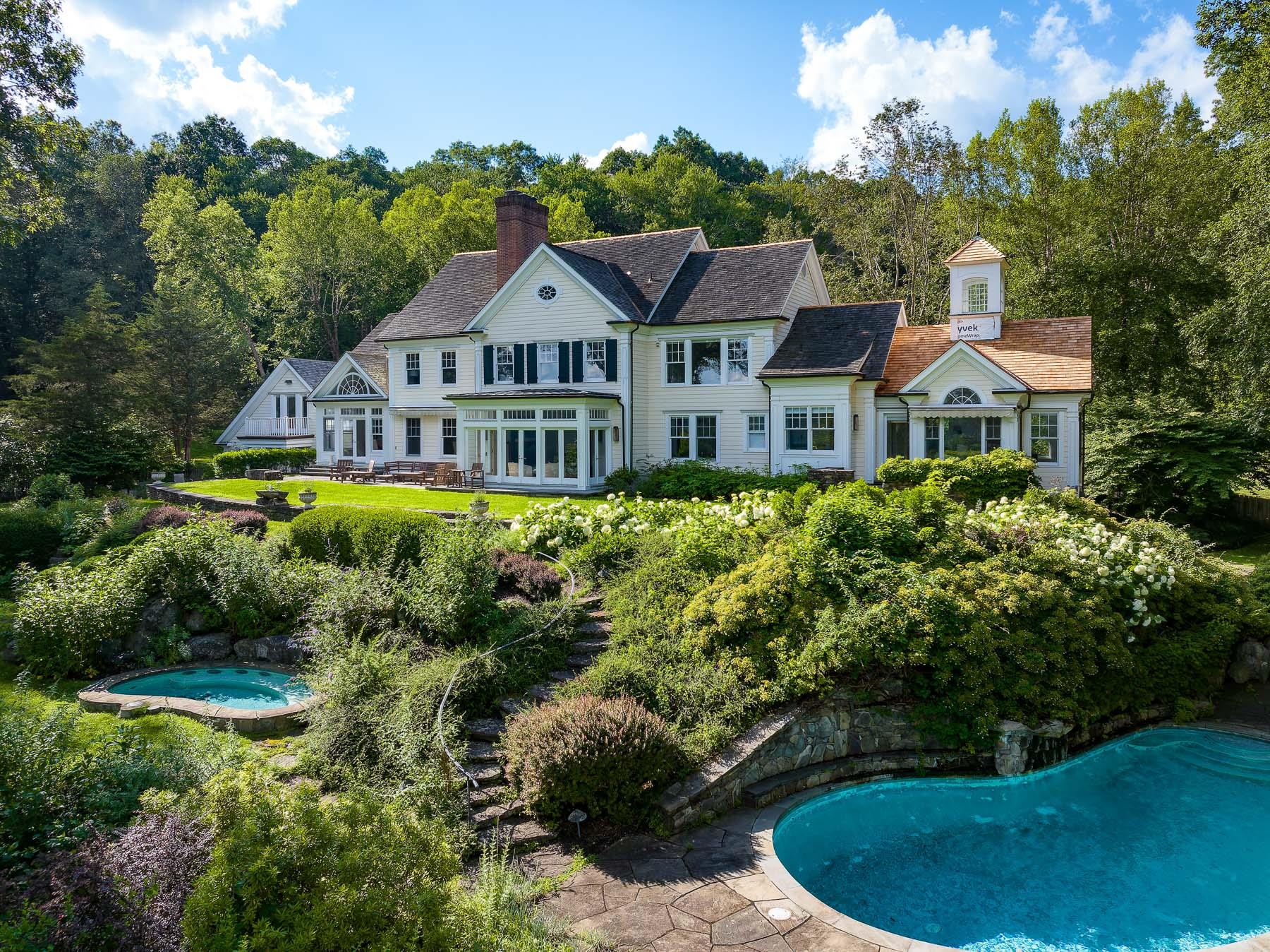 #2 photo, 194 Titicus Road, North Salem , NY 10560