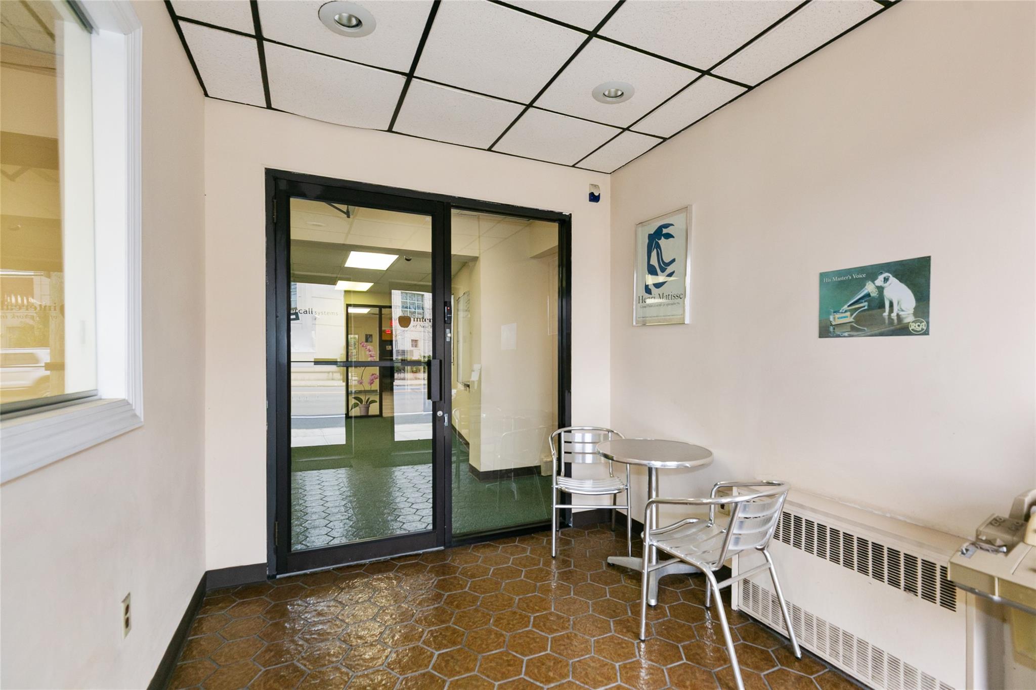 #20 photo, 150 Herricks Road, ナッソー郡 Mineola , NY 11501