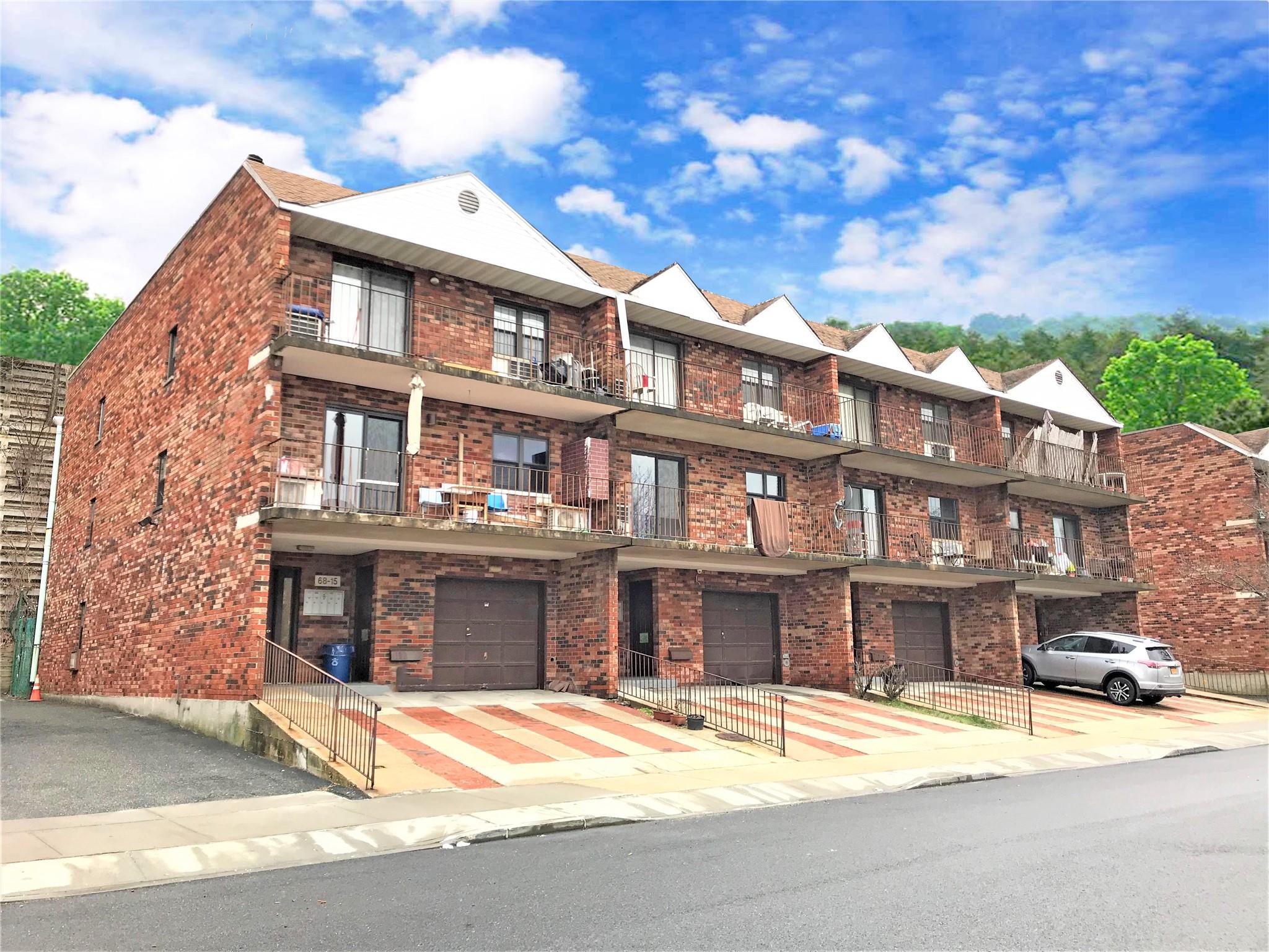 #1 photo, 68-19 242nd Street, 皇后区 道格拉斯顿 Douglaston , NY 11362