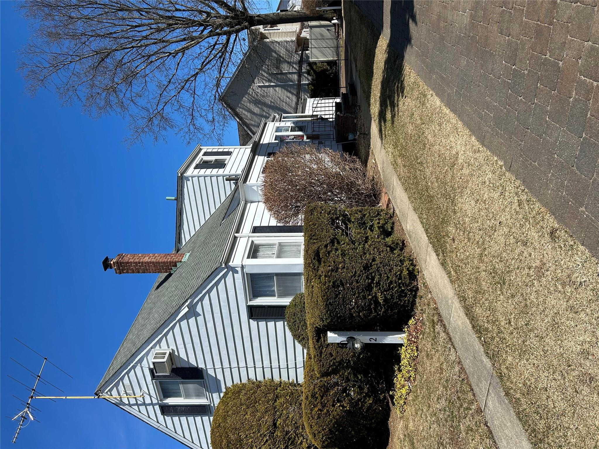 #3 photo, 2 Yorkshire Road, 長島 New Hyde Park , NY 11040