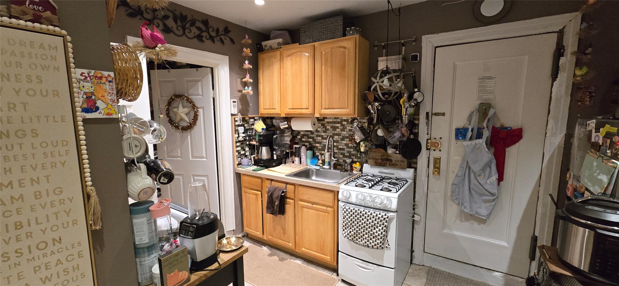 #18 photo, 83-19 116 Street, クイーンズ区 Jamaica , NY 11418