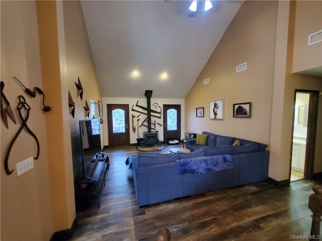 #12 photo, 81 Logtown Road, Port Jervis , NY 12771