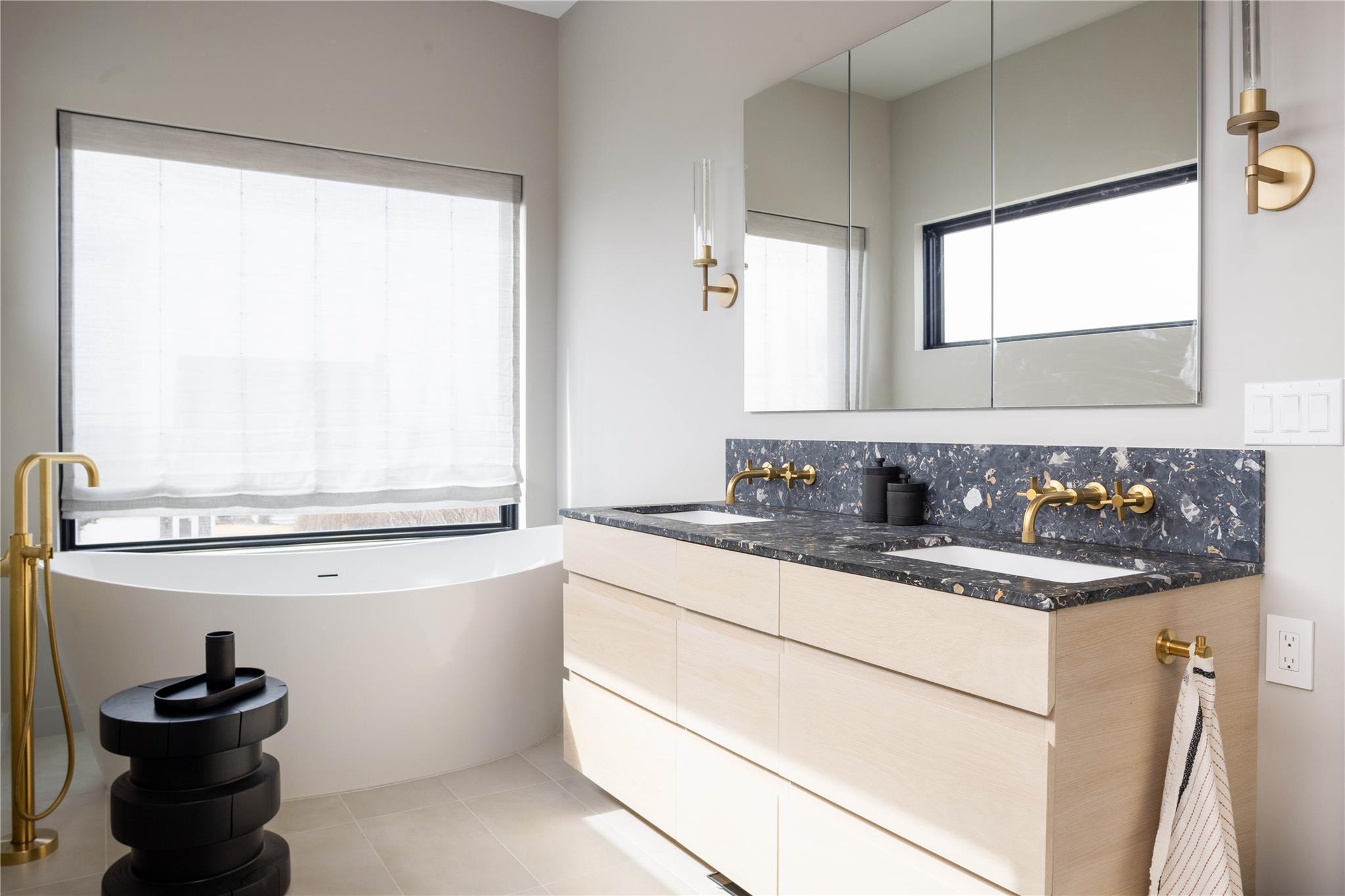 #11 photo, 61 Peconic Avenue, サフォーク郡 Shelter Island Heights , NY 11964