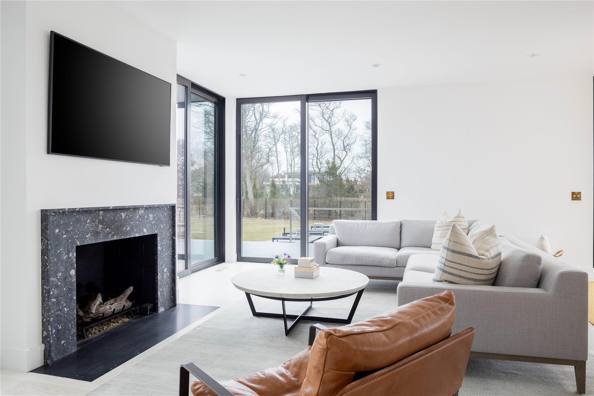 #6 photo, 61 Peconic Avenue, サフォーク郡 Shelter Island Heights , NY 11964