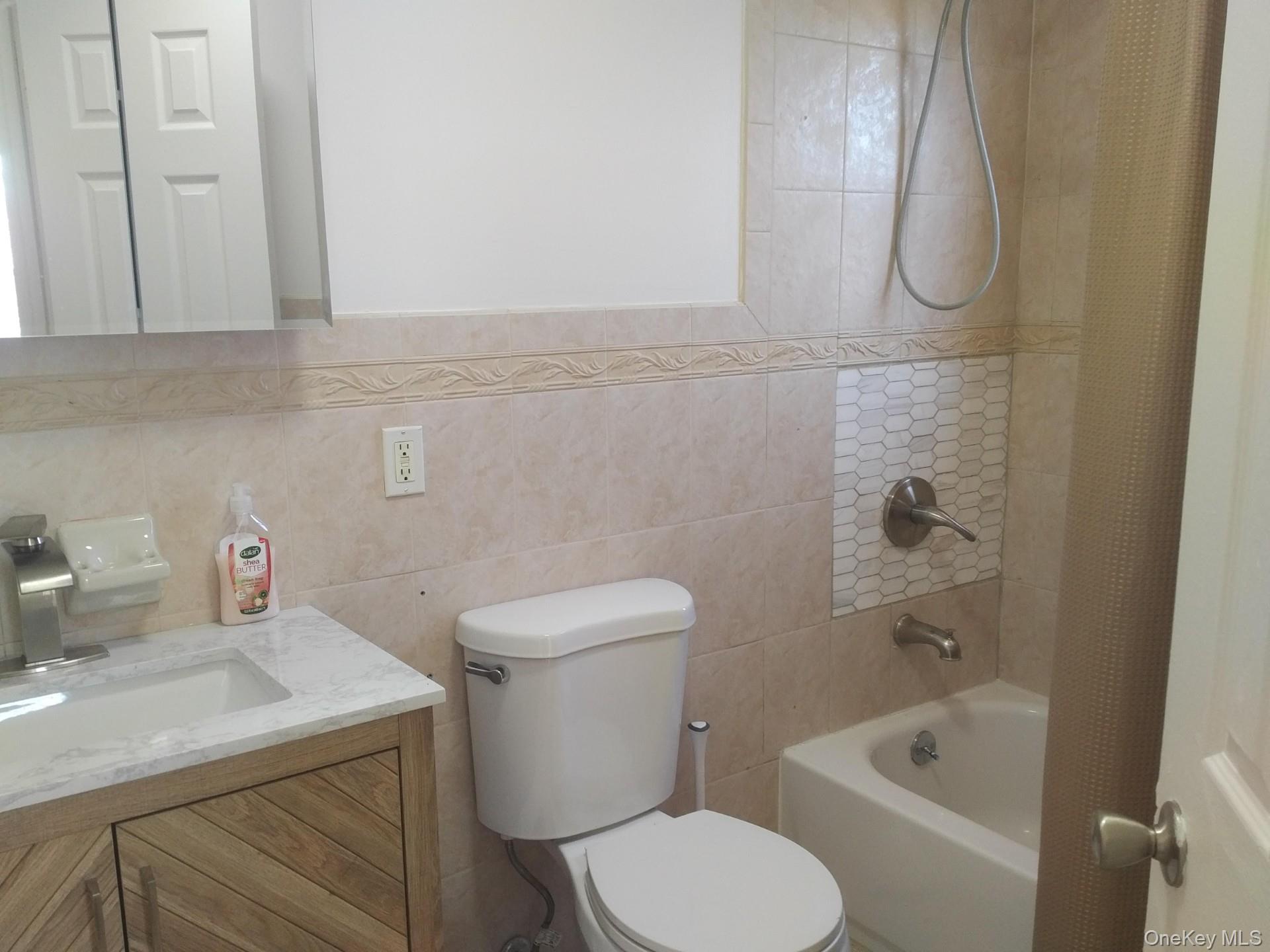 #11 photo, 680 Wortman Avenue, Brooklyn , NY 11208