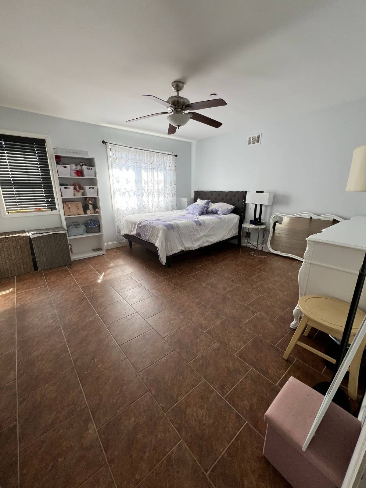 #11 photo, 555 Van Duzer St., Staten Island , NY 10304