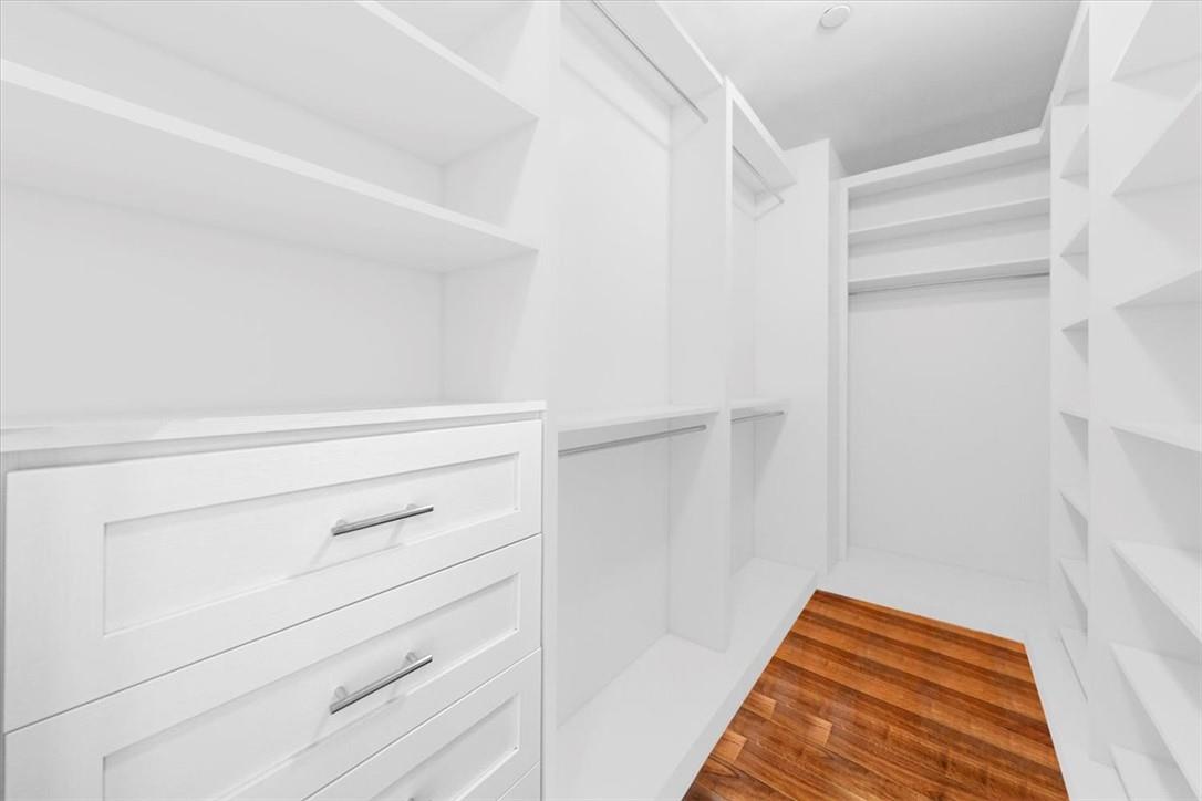 #15 photo, 5 Renaissance Square, White Plains , NY 10601