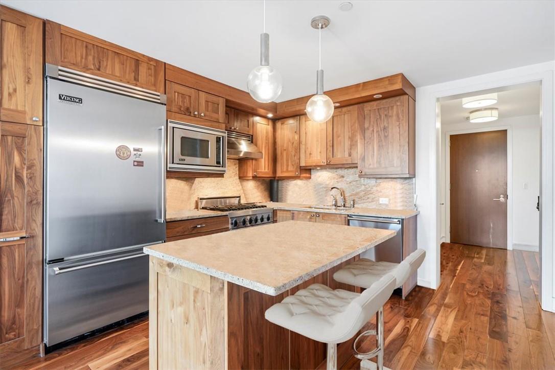 #4 photo, 5 Renaissance Square, White Plains , NY 10601