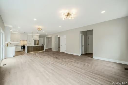 #25 photo, 329 Weeks Avenue, サフォーク郡 Manorville , NY 11949