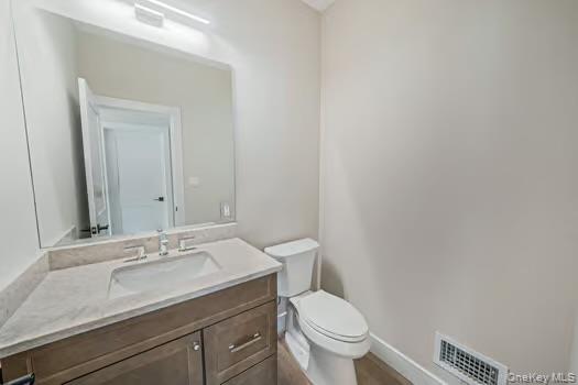 #40 photo, 329 Weeks Avenue, サフォーク郡 Manorville , NY 11949