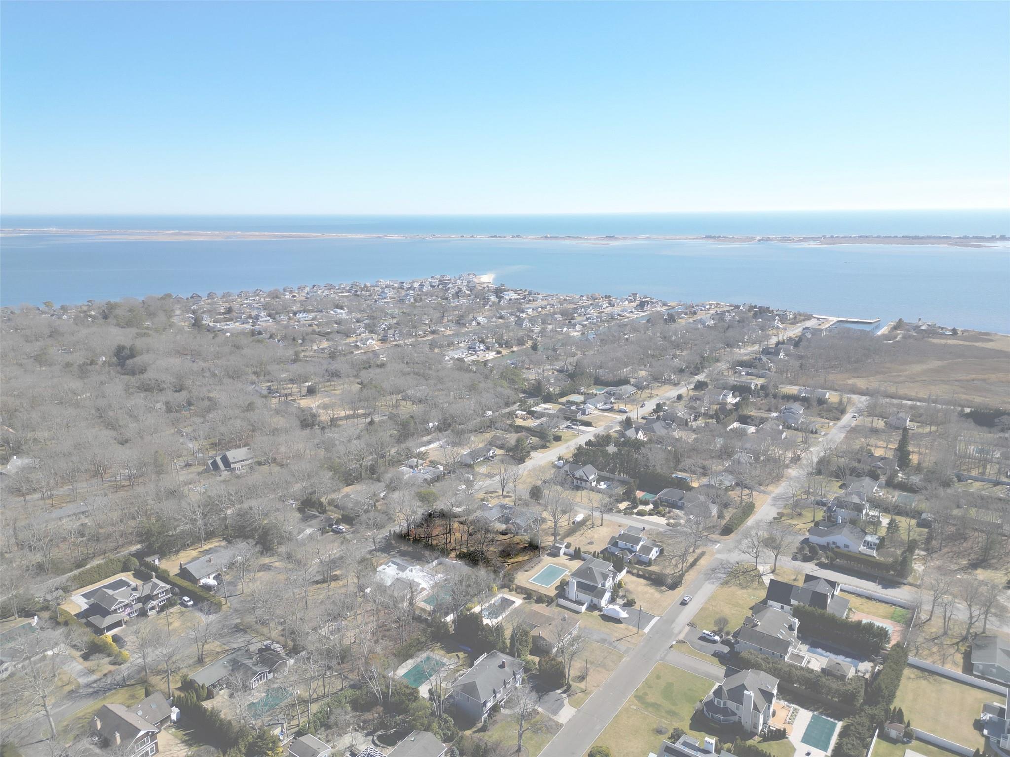 #14 photo, 12 Landing Lane, 東長島 汉普顿 East Quogue , NY 11942