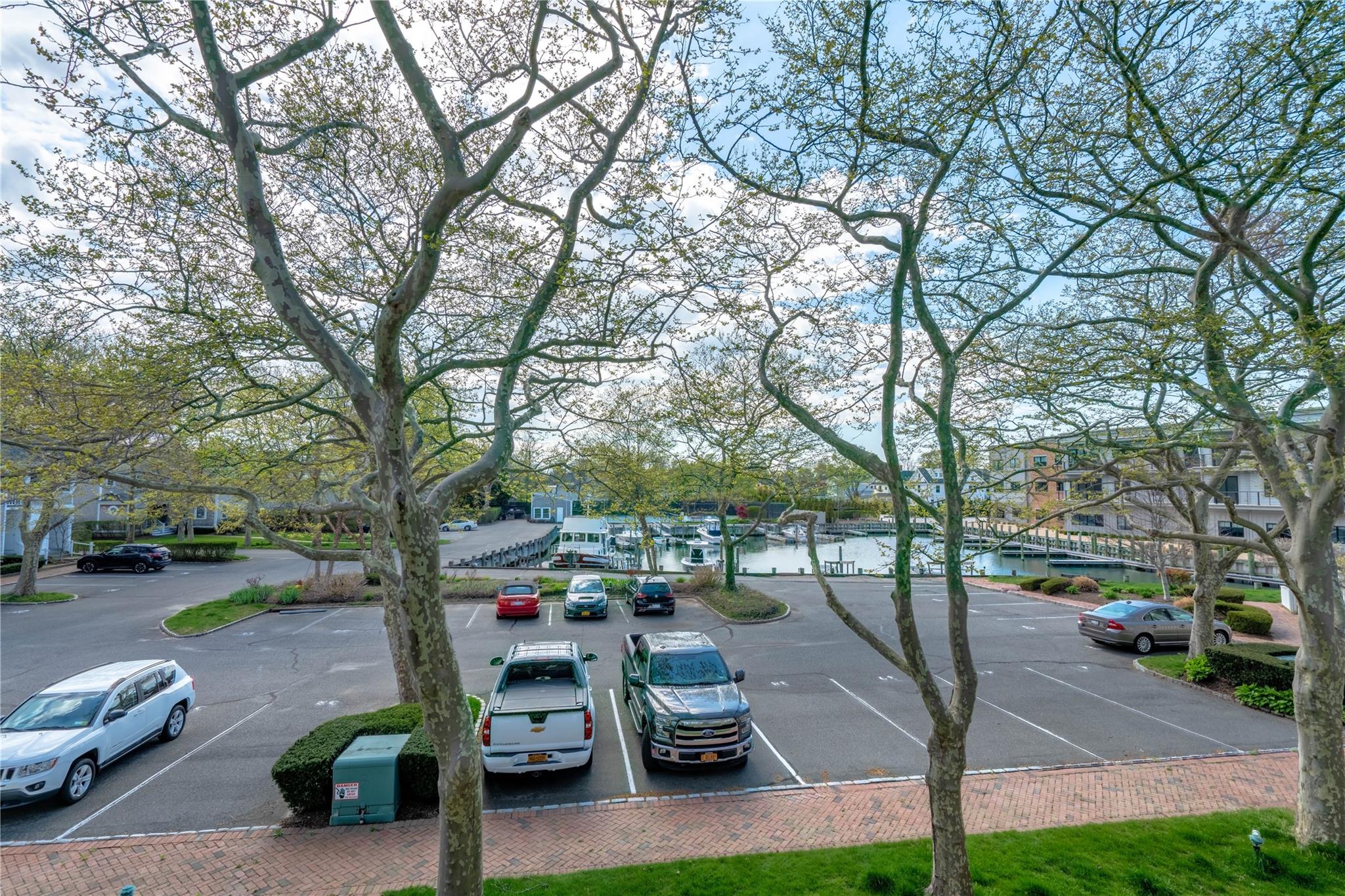 #13 photo, 36 Stirling, サフォーク郡 Greenport , NY 11944