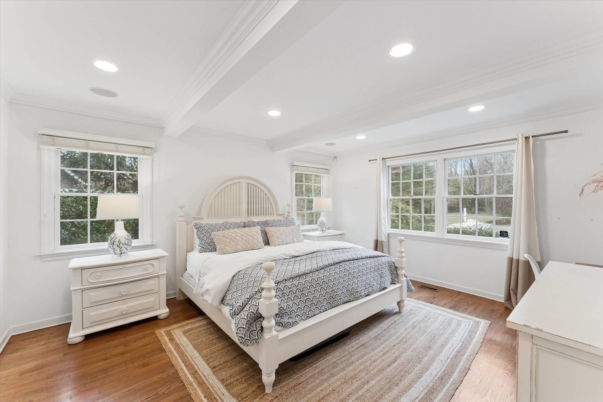 #14 photo, 44 Midhampton Avenue, Quogue , NY 11959