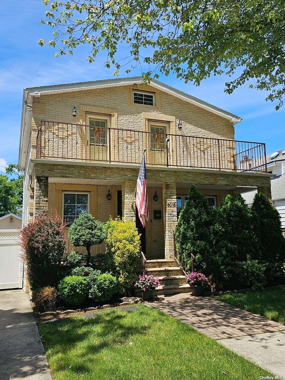 #2 photo, 80-18 261st Street, Glen Oaks , NY 11004