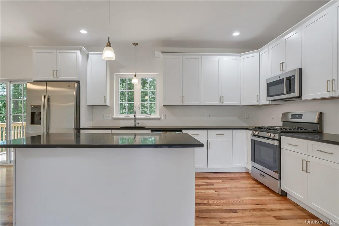 #11 photo, Lot 14 - 31 Sawyer Way, Wallkill , NY 12589