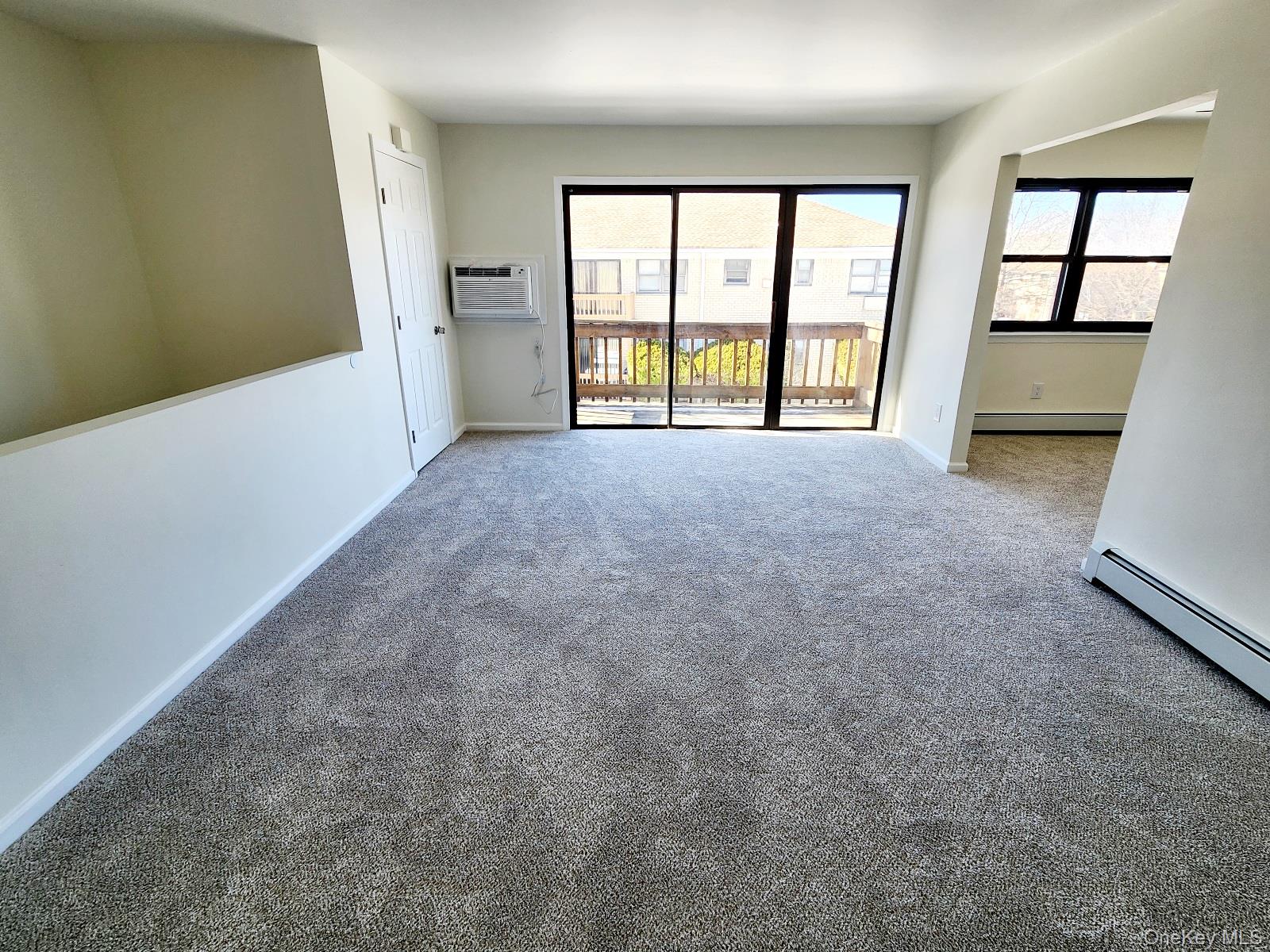 #4 photo, 196 SNEDEN Place, Spring Valley , NY 10977