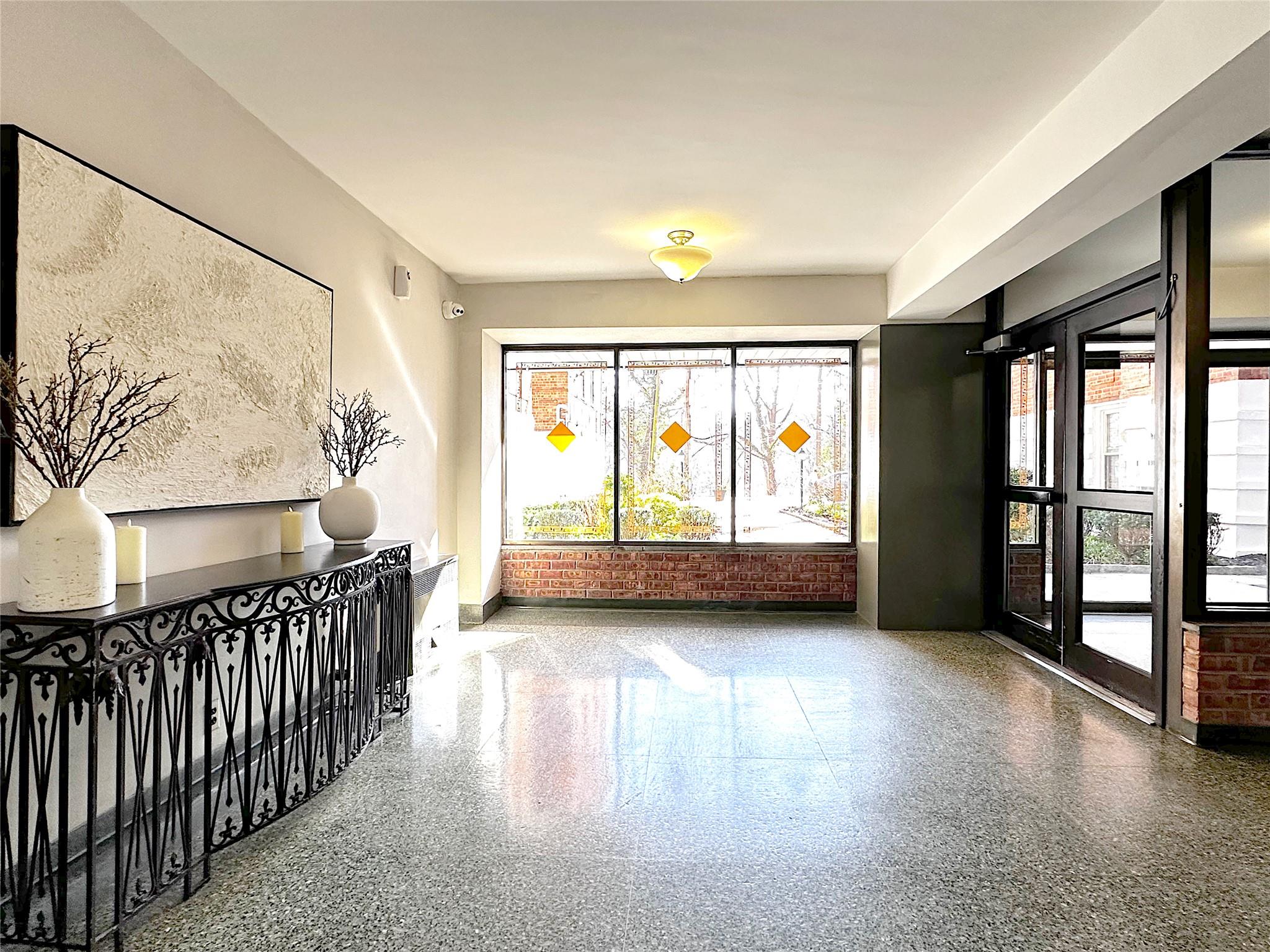 #2 photo, 247 Parkview Avenue, ブロンクス区 Bronxville , NY 10708