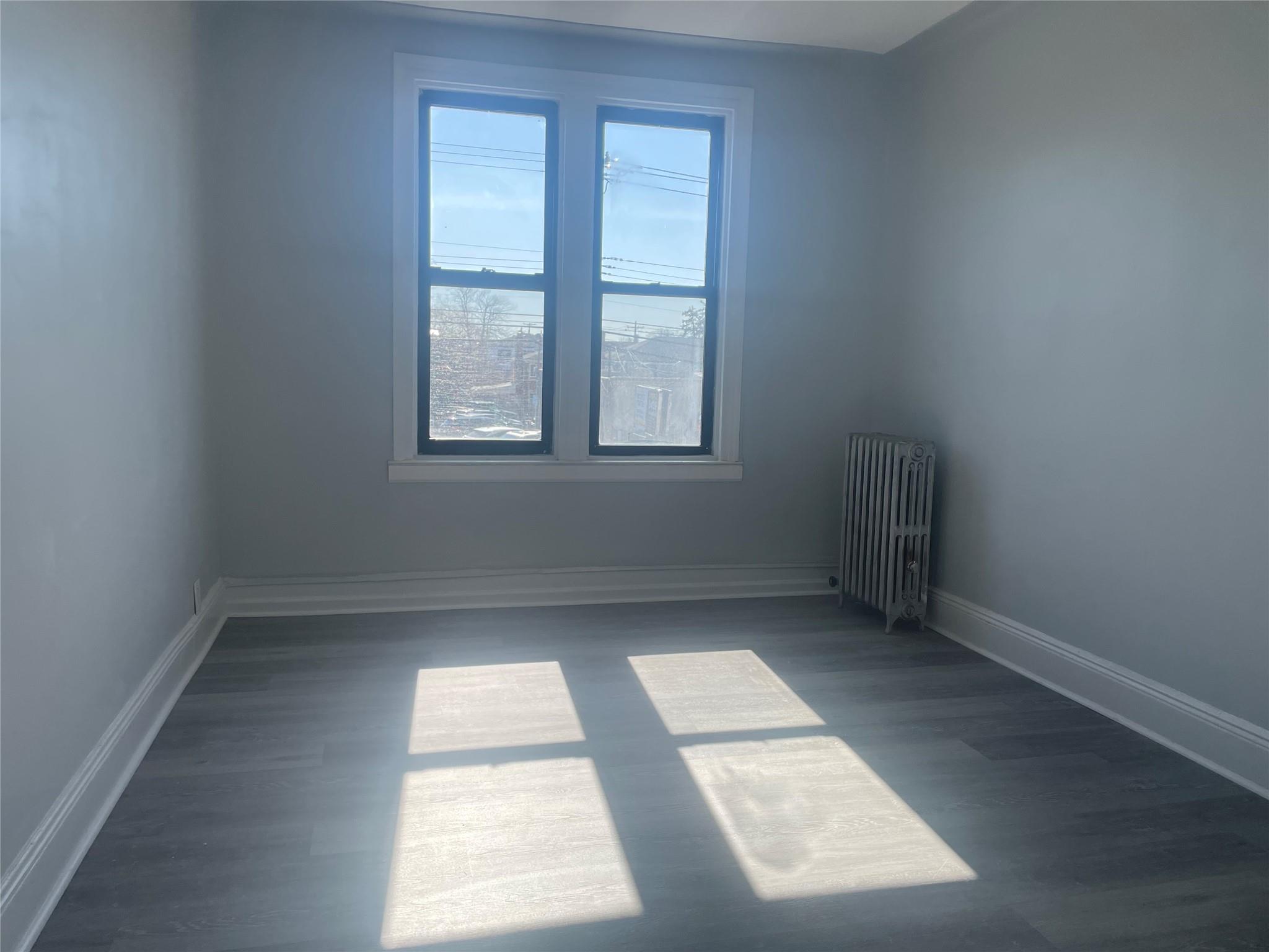 #14 photo, 216-17 Linden Boulevard, クイーンズ区 Cambria Heights , NY 11411