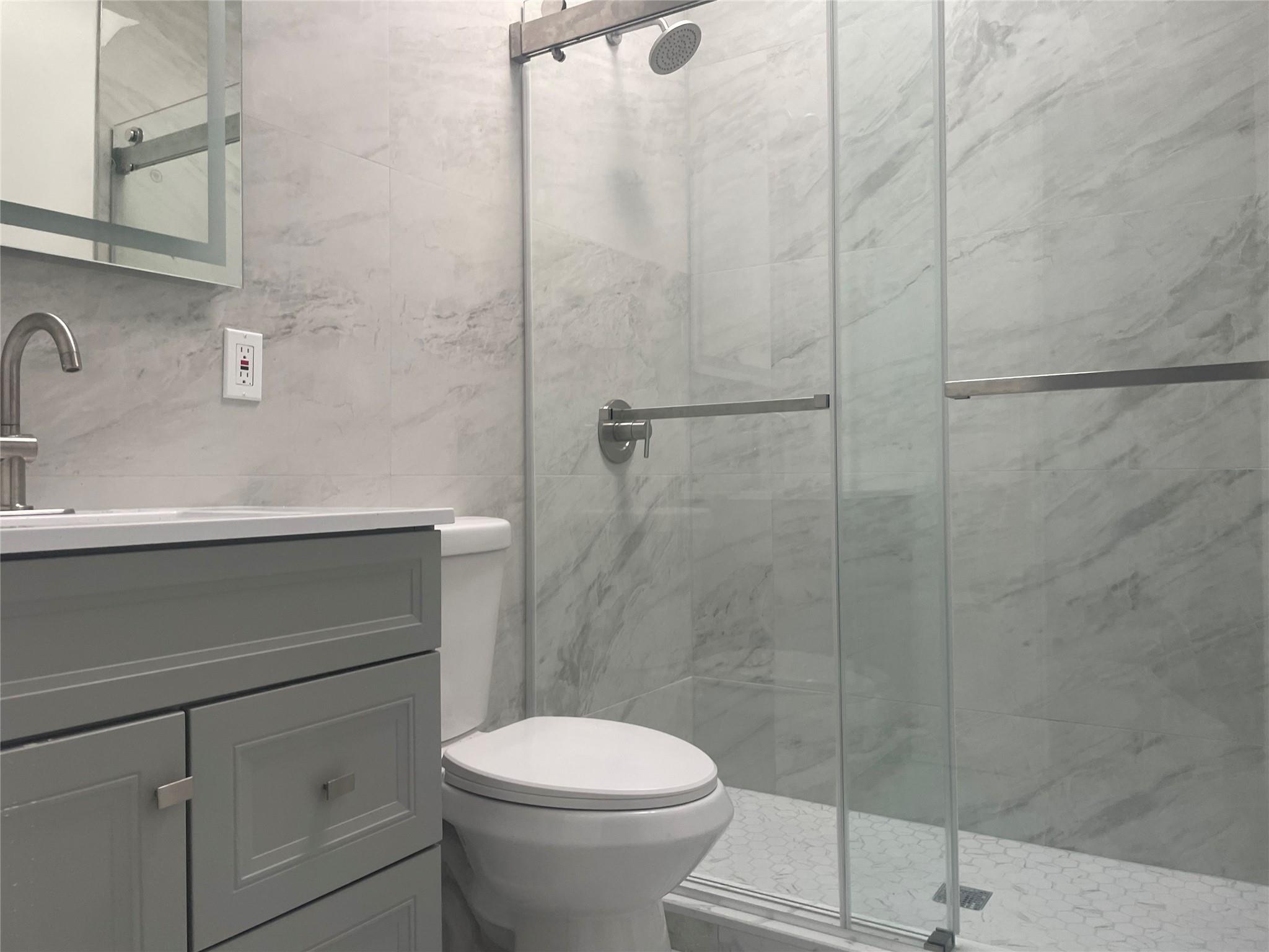 #19 photo, 216-17 Linden Boulevard, クイーンズ区 Cambria Heights , NY 11411