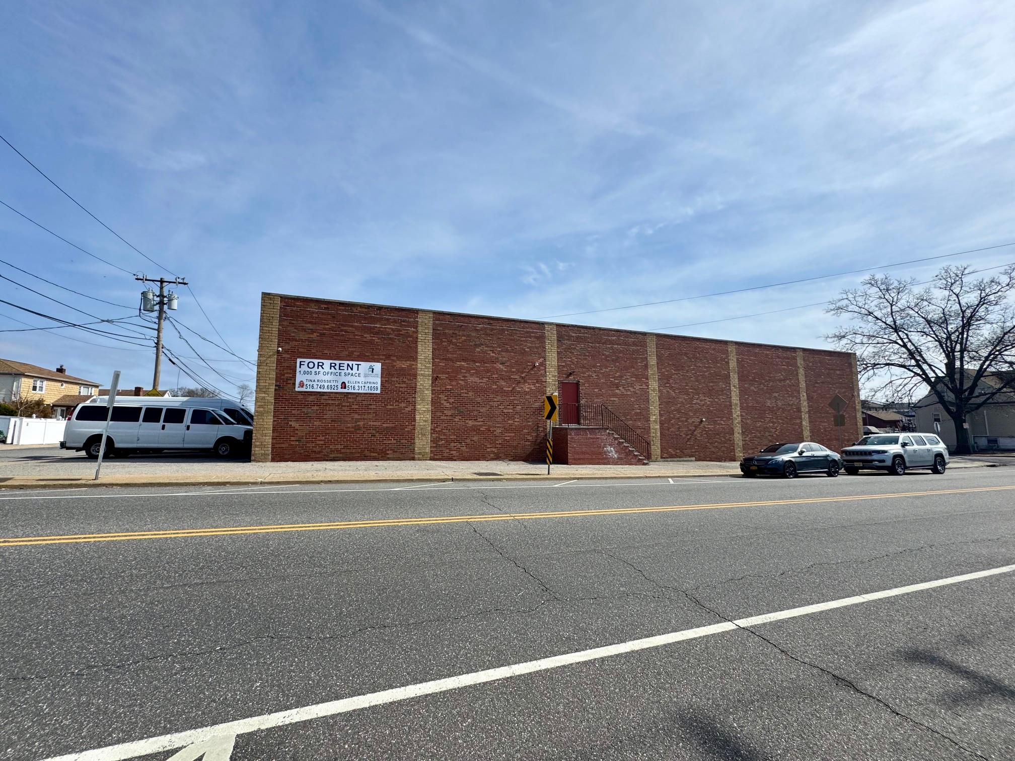 #9 photo, 1325 M Street, ナッソー郡 Elmont , NY 11003