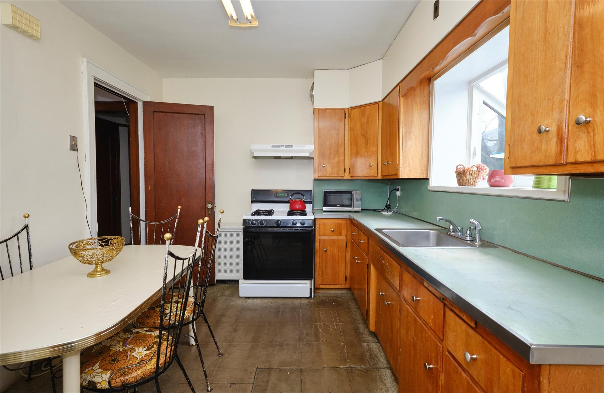 #14 photo, 135-47 229th Street, Laurelton , NY 11413