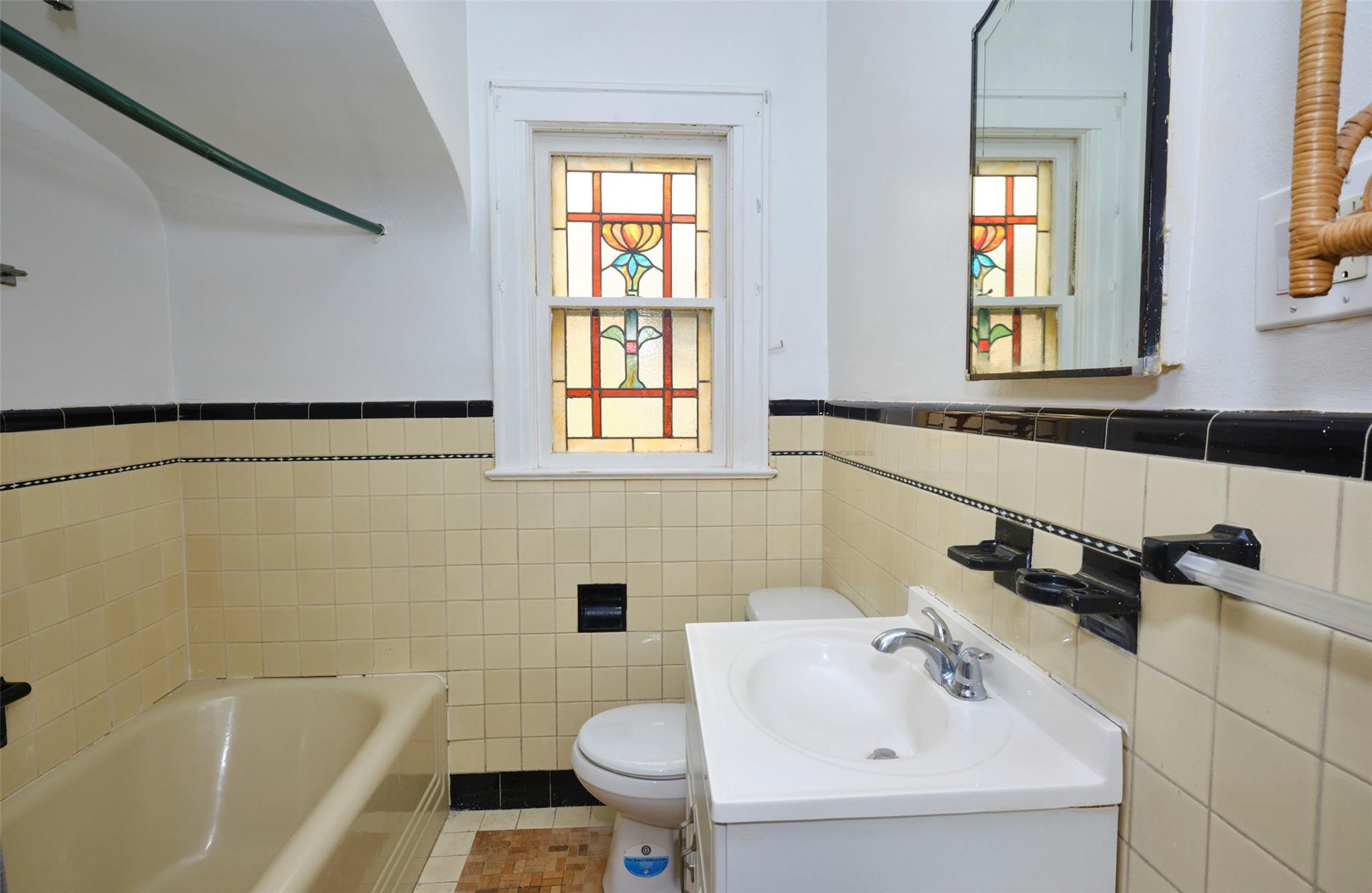 #16 photo, 135-47 229th Street, Laurelton , NY 11413