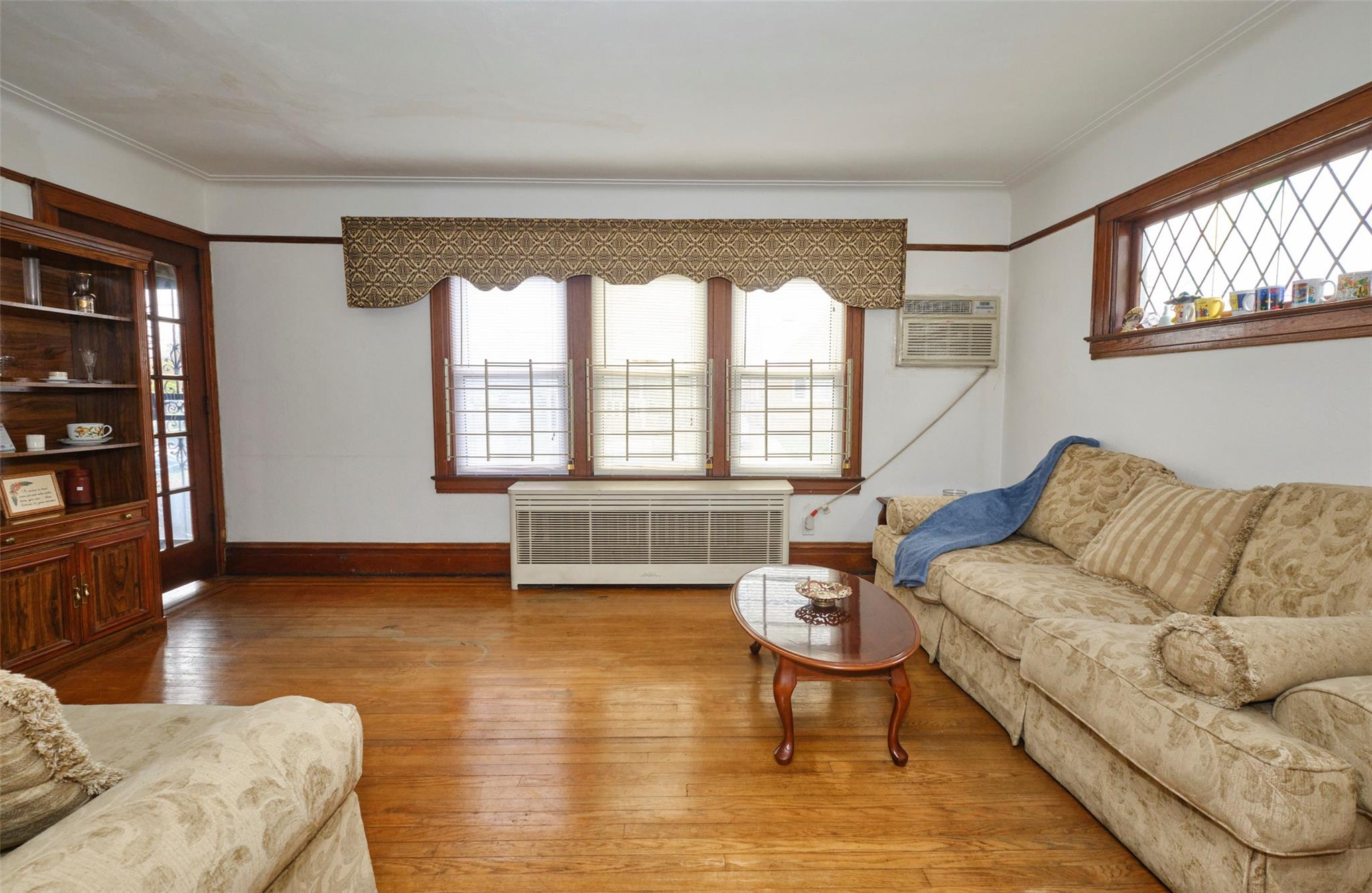 #8 photo, 135-47 229th Street, Laurelton , NY 11413