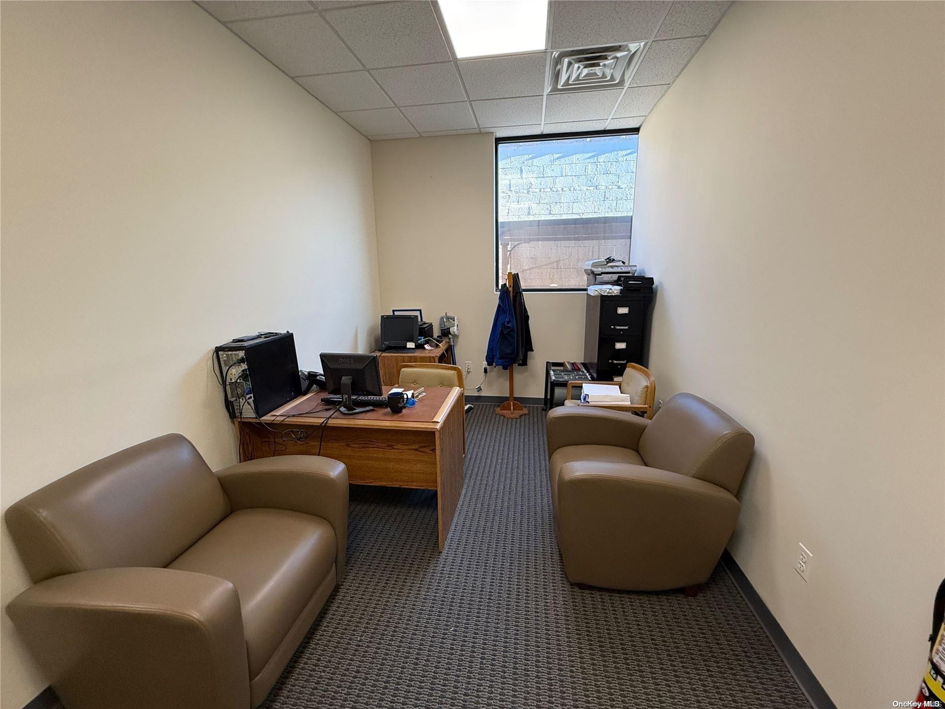 #2 photo, 171 S First Street, サフォーク郡 Lindenhurst , NY 11757