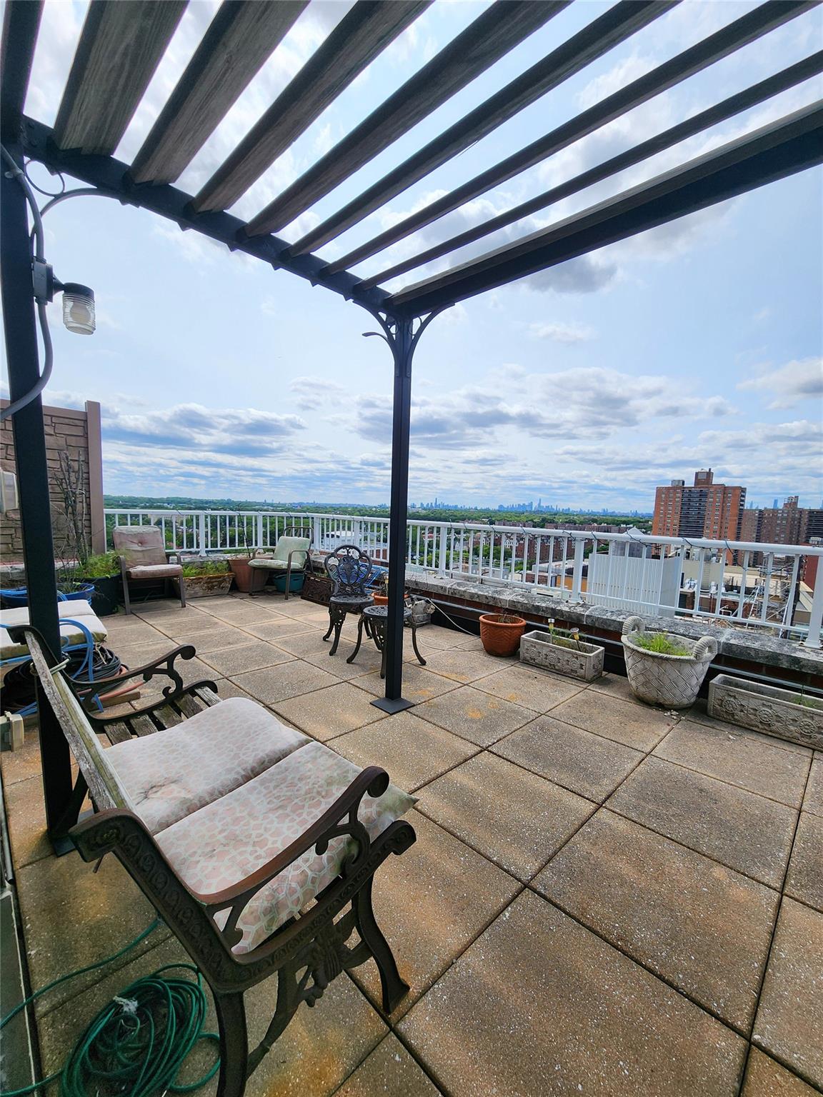 #3 photo, 10740 Queens Boulevard, クイーンズ区 Forest Hills , NY 11375