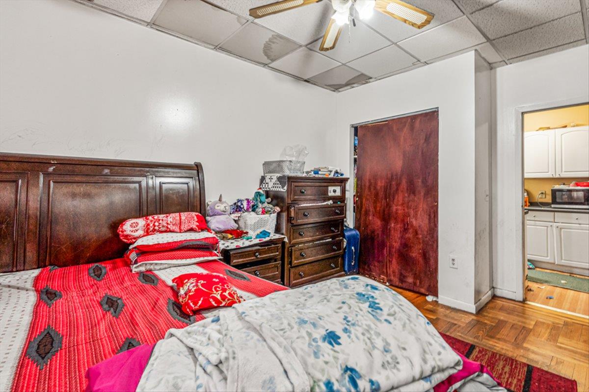 #13 photo, 1715 Saint Peters Avenue, ブロンクス区 Bronx , NY 10461