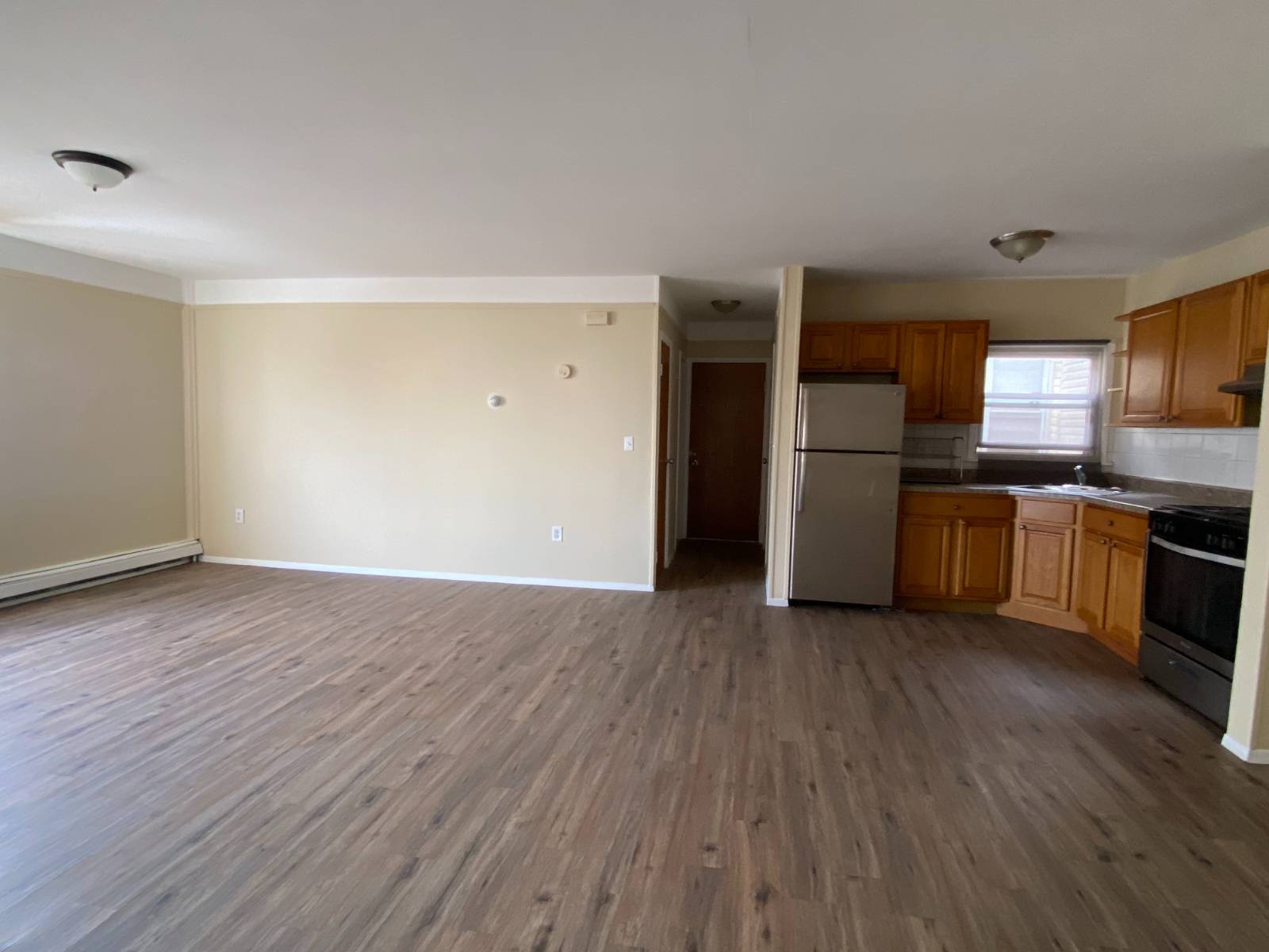 #10 photo, 6817 Forest Avenue, Ridgewood , NY 11385