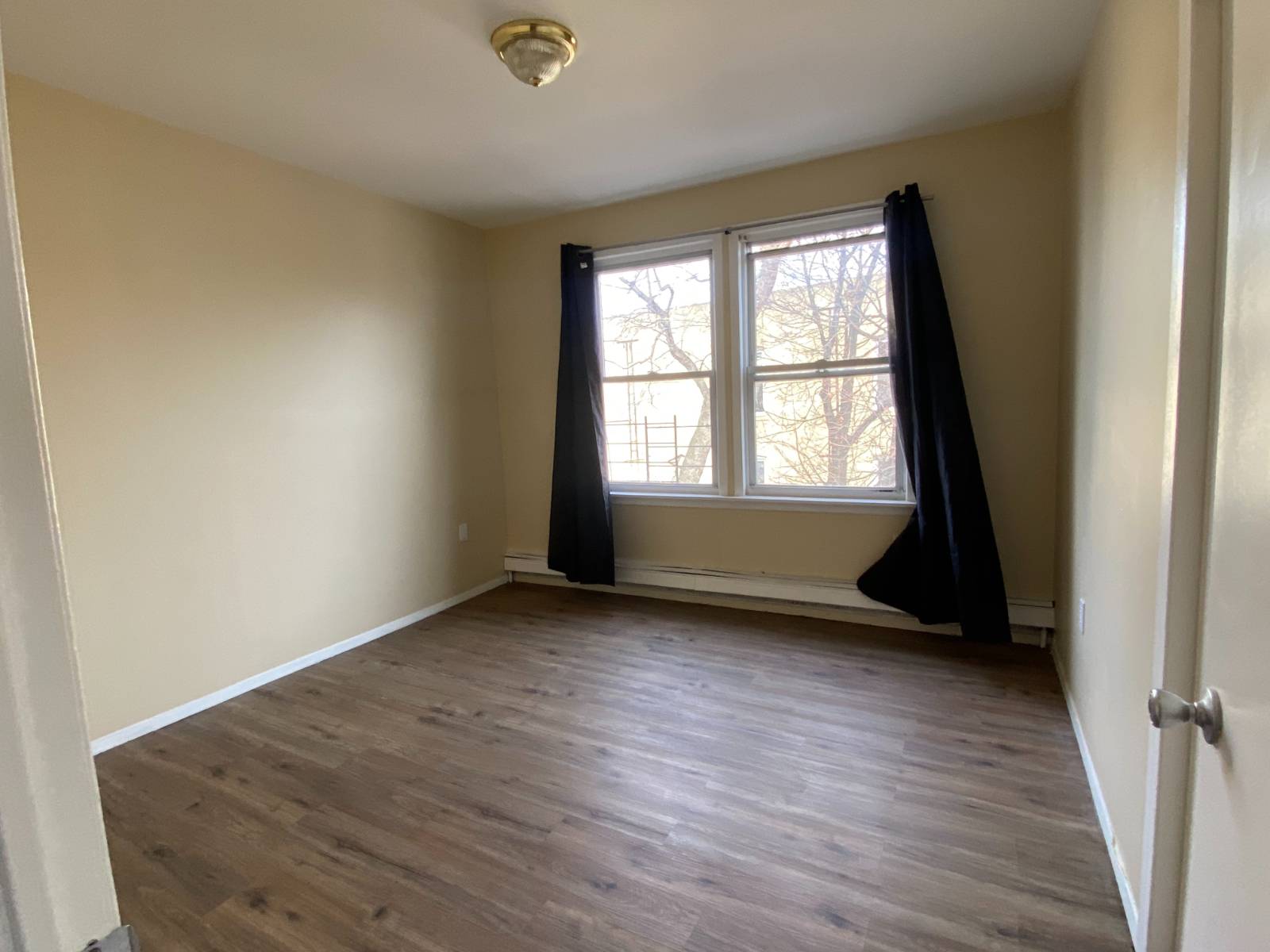 #16 photo, 6817 Forest Avenue, Ridgewood , NY 11385