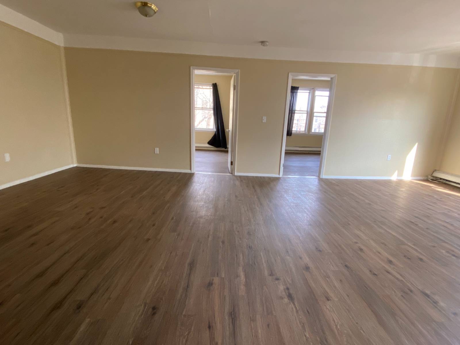 #19 photo, 6817 Forest Avenue, Ridgewood , NY 11385