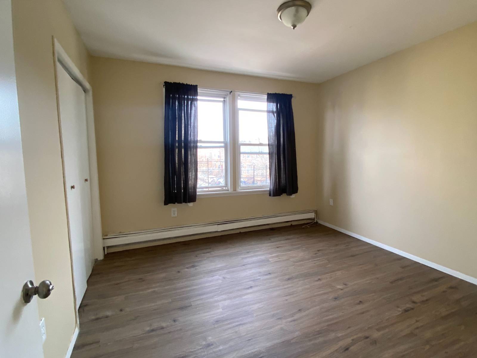 #2 photo, 6817 Forest Avenue, Ridgewood , NY 11385