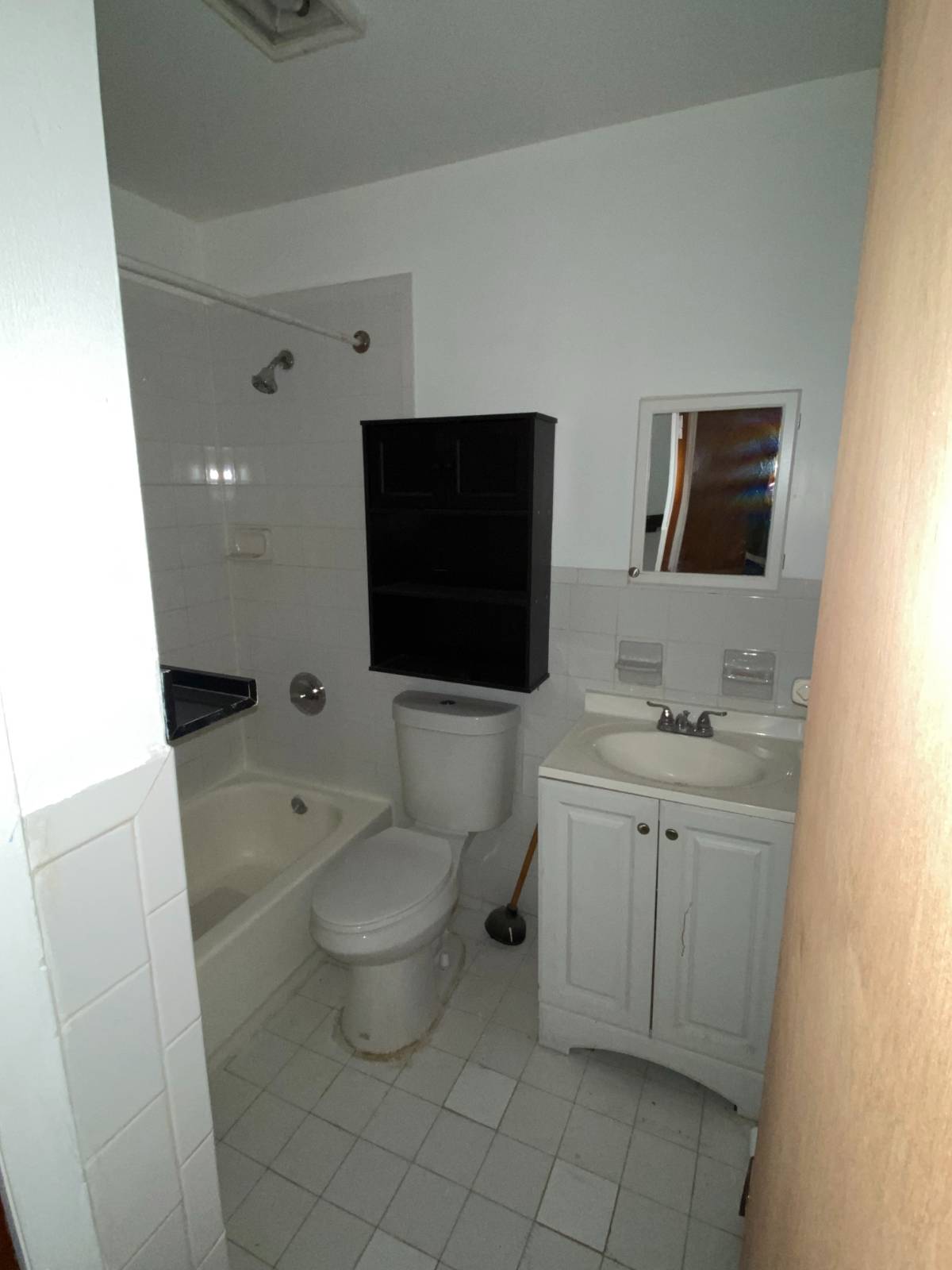 #25 photo, 6817 Forest Avenue, Ridgewood , NY 11385