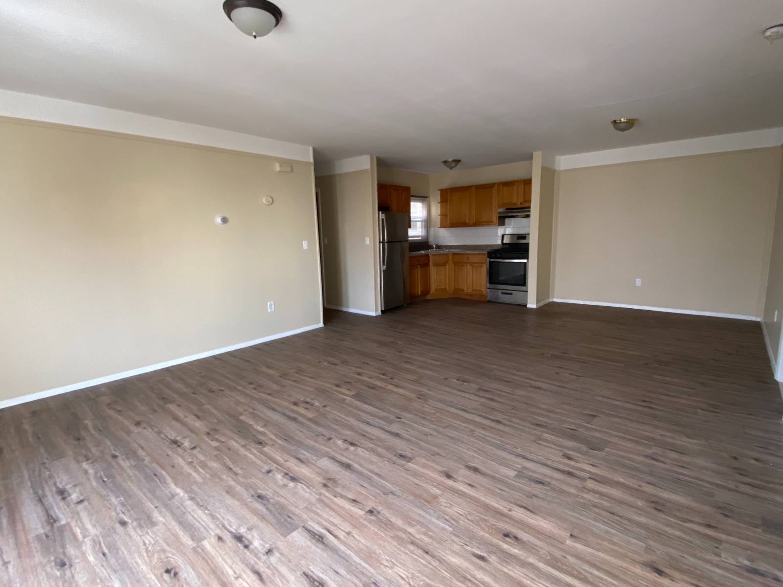 #8 photo, 6817 Forest Avenue, Ridgewood , NY 11385