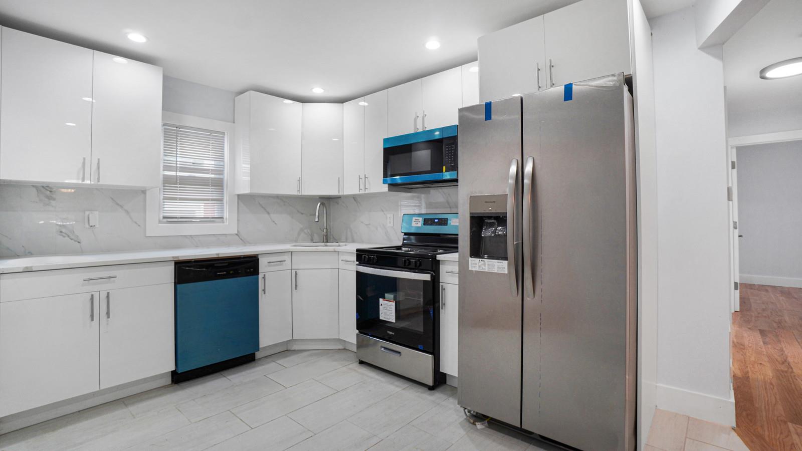 #13 photo, 120-60 200 ST, クイーンズ区 Jamaica , NY 11412