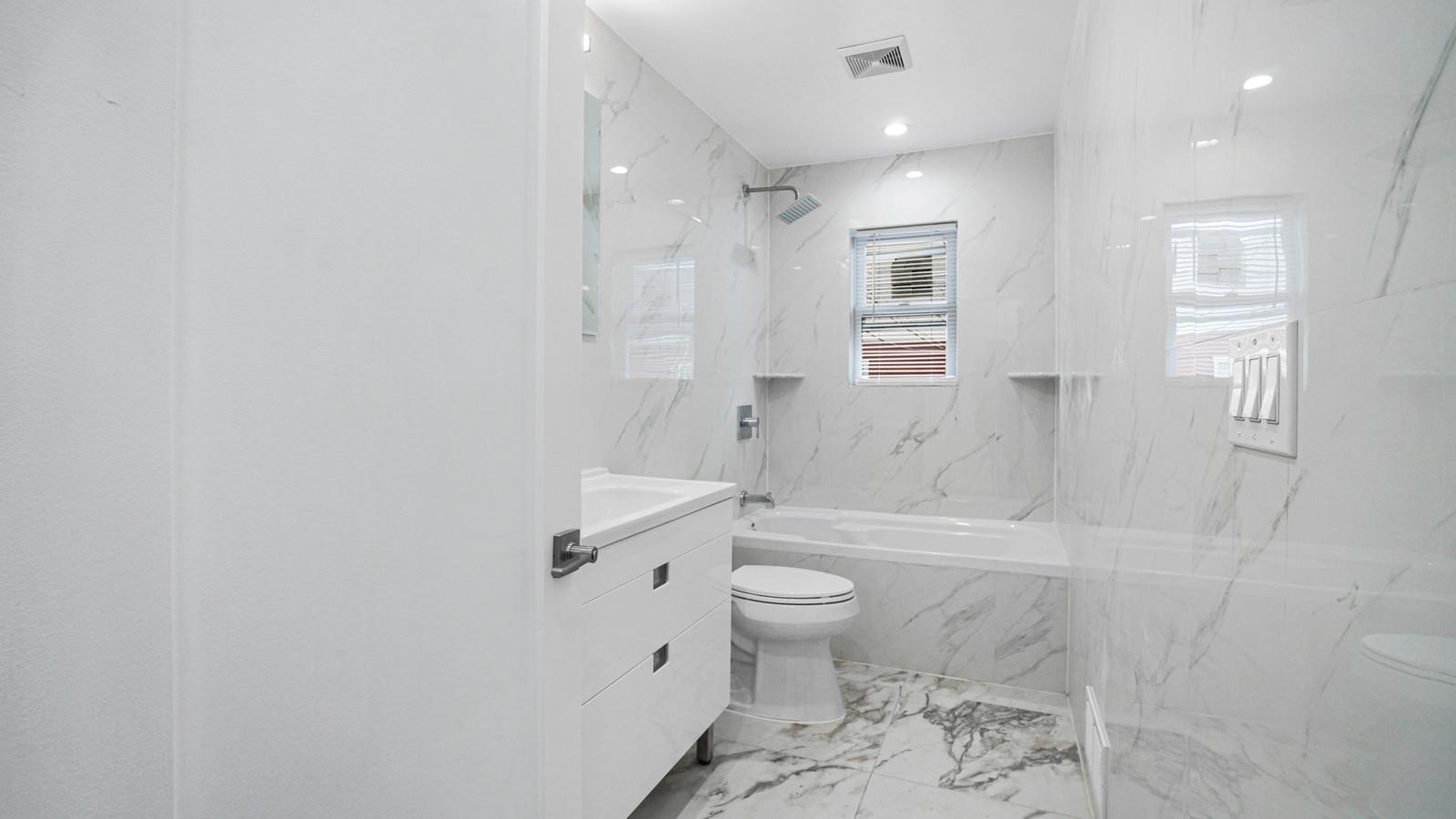 #14 photo, 120-60 200 ST, クイーンズ区 Jamaica , NY 11412