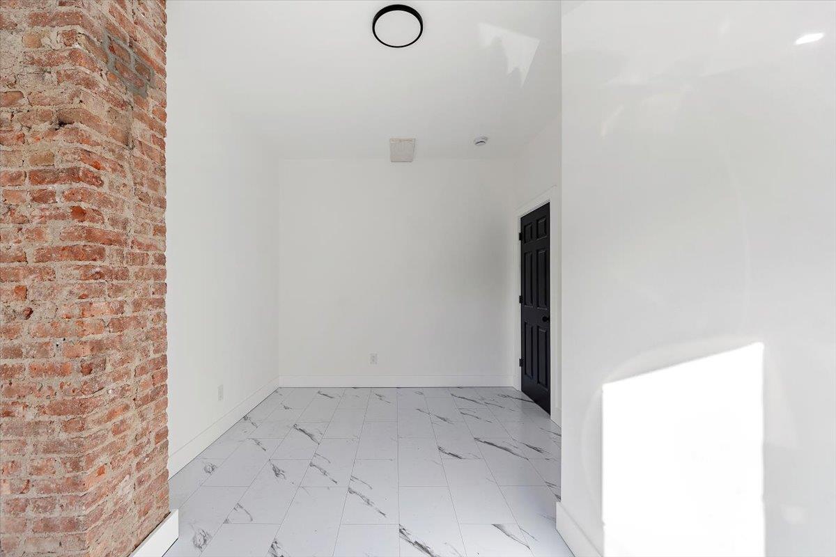 #19 photo, Yonkers, Yonkers , NY 10703