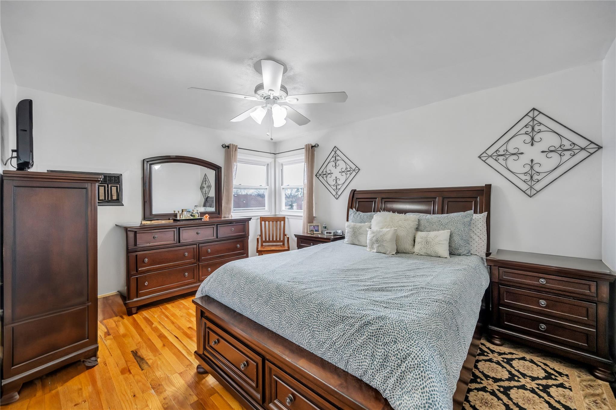 #14 photo, 431 Kirkman Avenue, ナッソー郡 Elmont , NY 11003