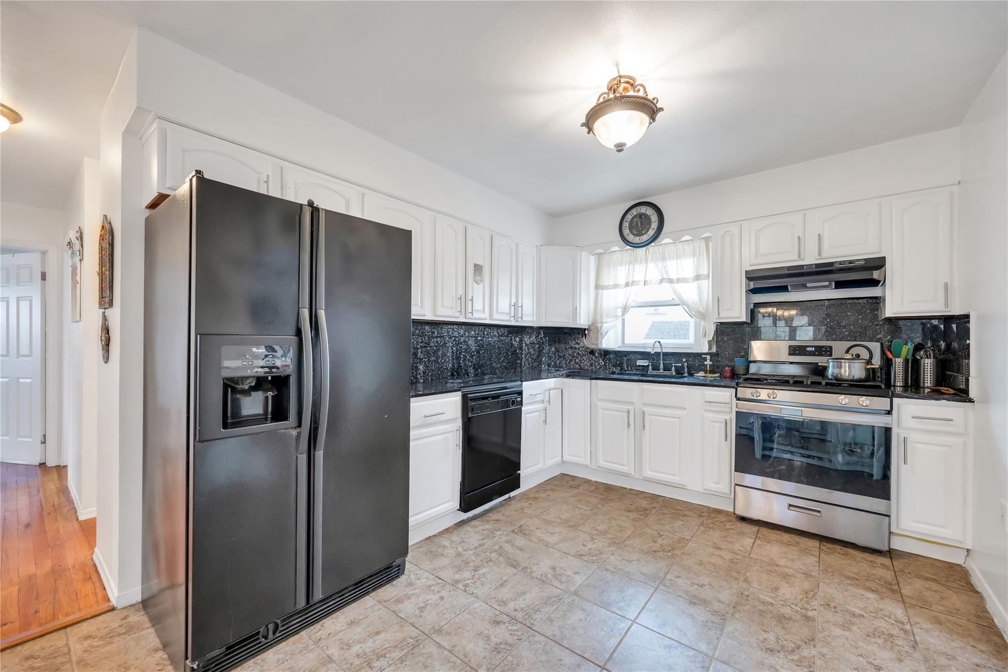 #9 photo, 431 Kirkman Avenue, ナッソー郡 Elmont , NY 11003