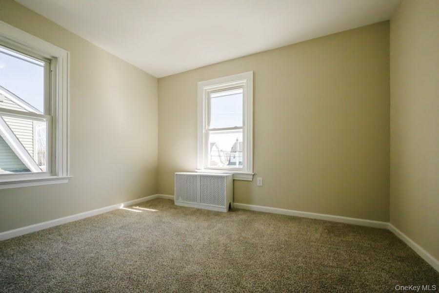 #10 photo, 10 Winchester Drive, サフォーク郡 Lindenhurst , NY 11757