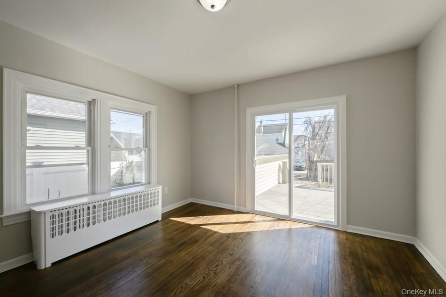 #7 photo, 10 Winchester Drive, サフォーク郡 Lindenhurst , NY 11757