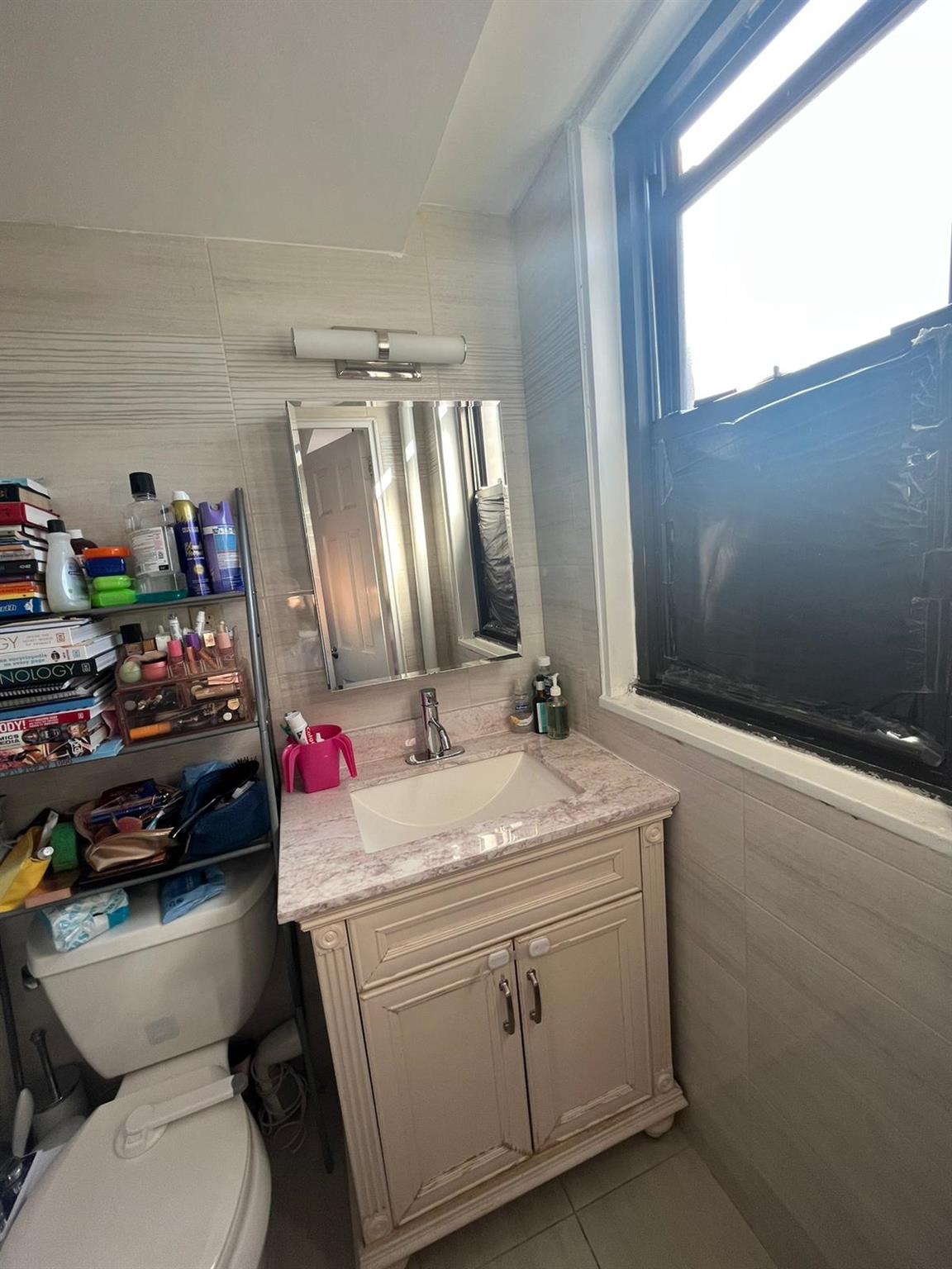 #17 photo, 61-55 98 Street, 皇后区 雷哥公园 Rego Park , NY 11374