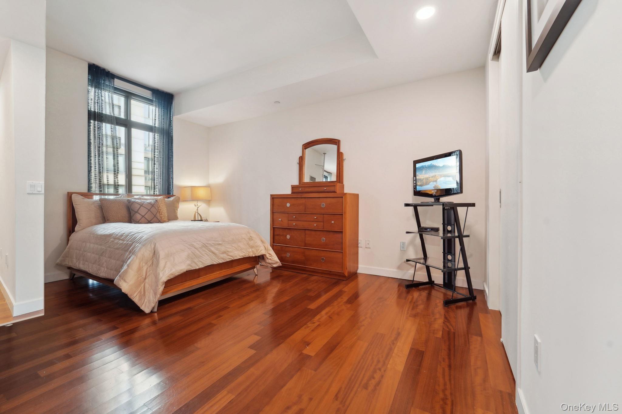 #14 photo, 27 City Place, White Plains , NY 10601