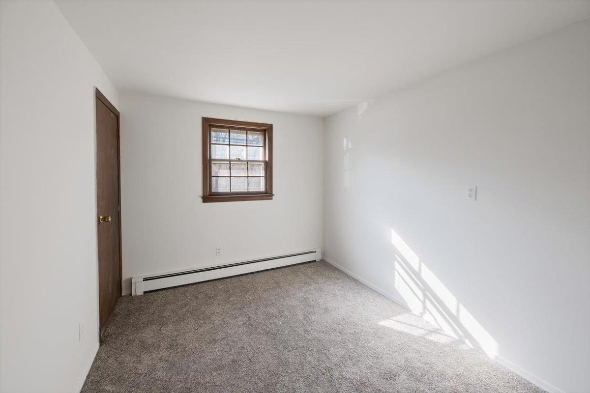 #9 photo, 2761 Montauk Highway, 롱 아일랜드 Brookhaven , NY 11719