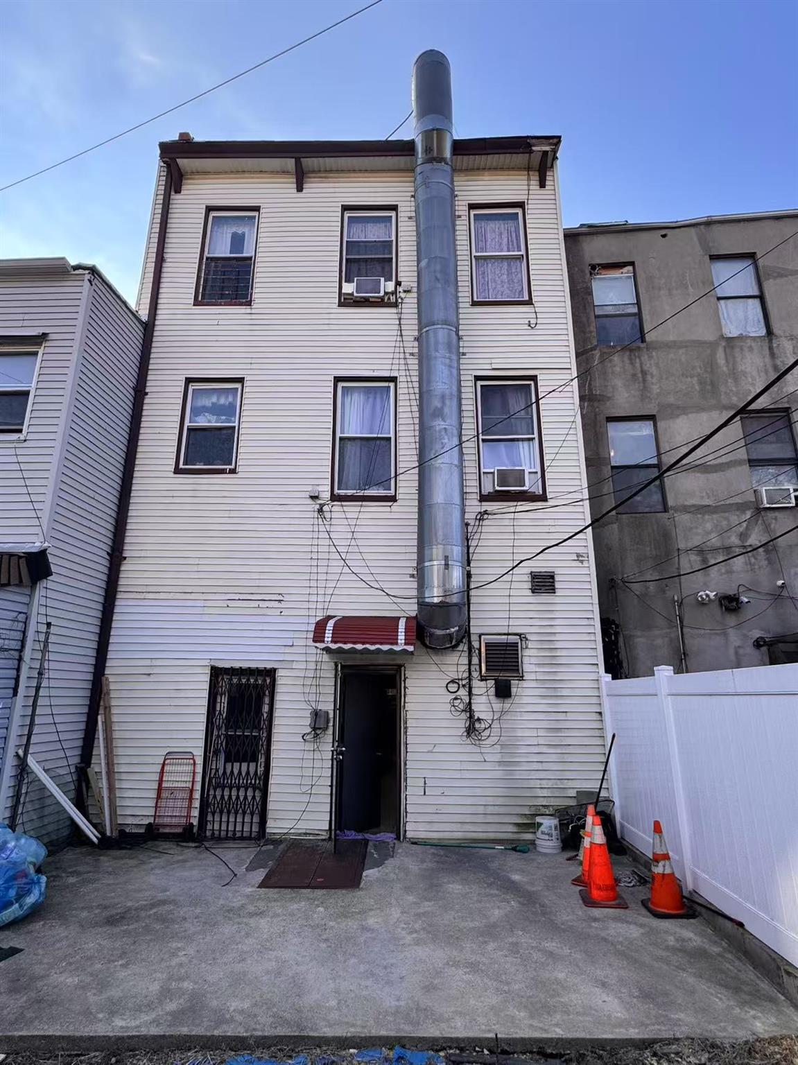 #4 photo, 114-15 Jamaica Avenue, Куинс ‖ Richmond Hill , NY 11418