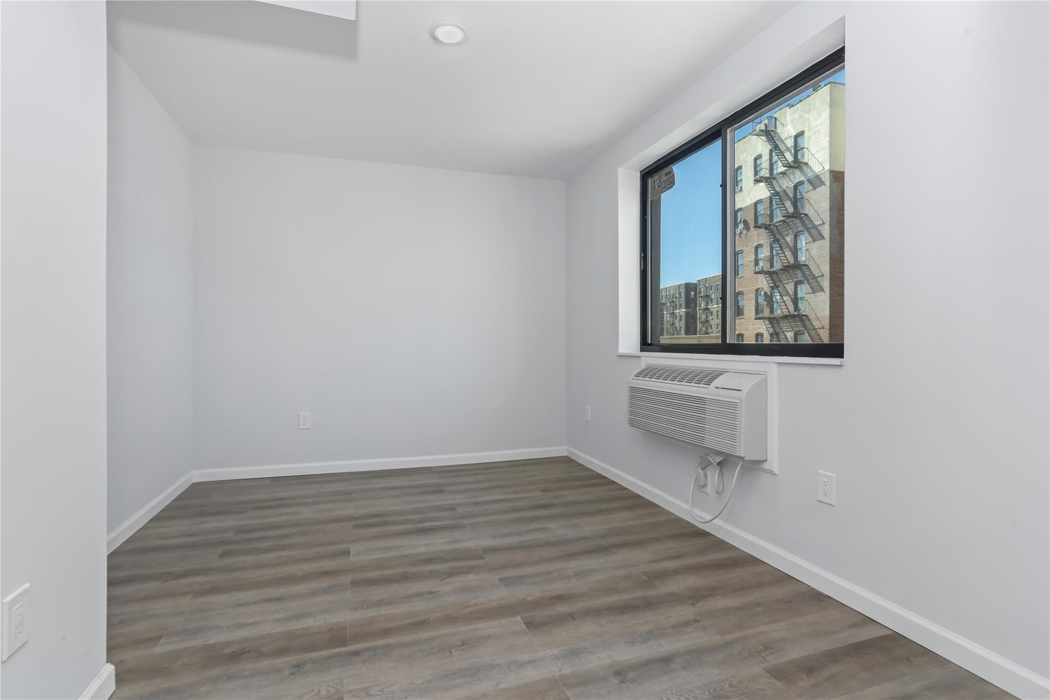 #9 photo, 1081 Anderson, ブロンクス区 Bronx , NY 10452