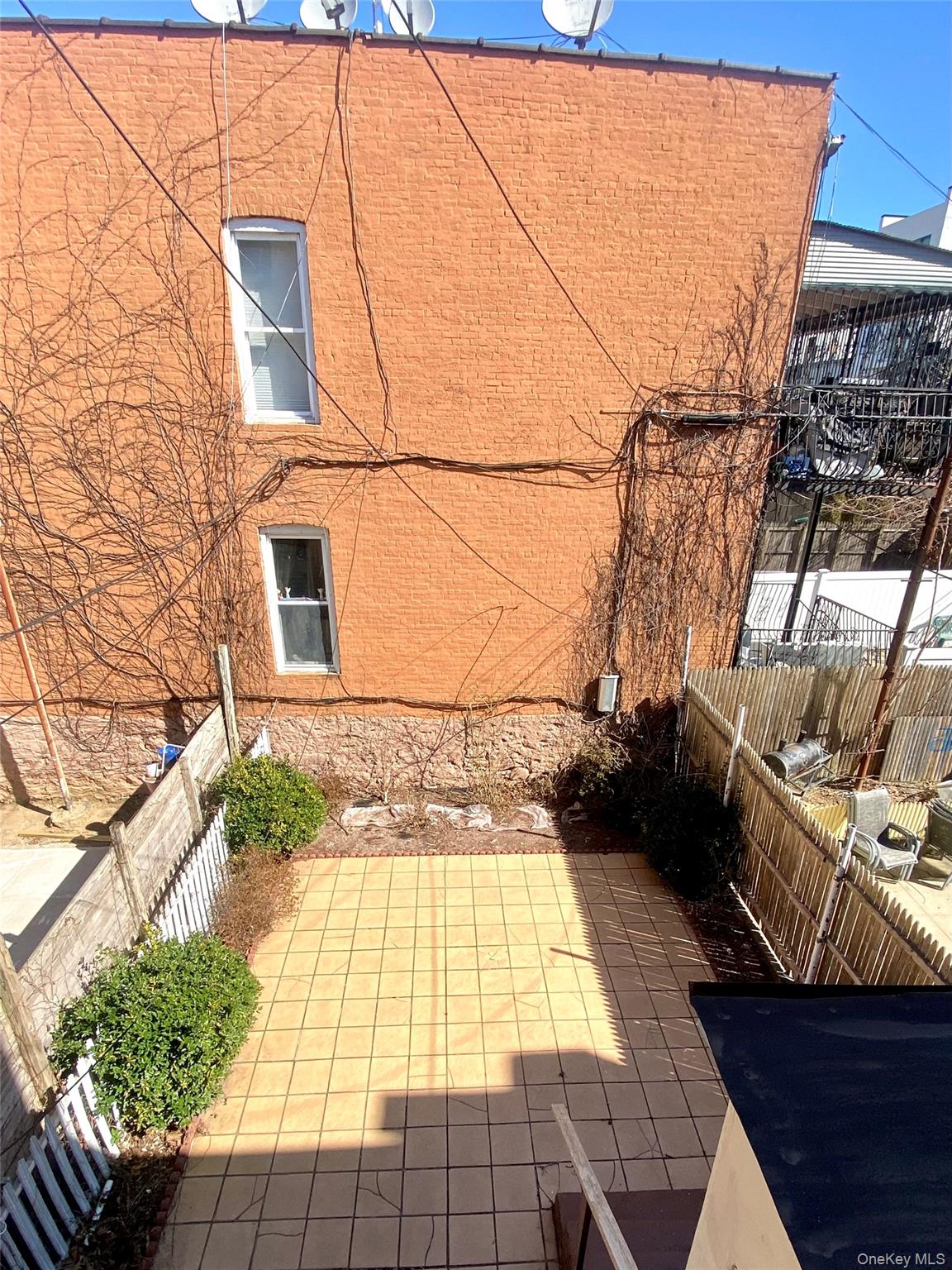 #7 photo, 455 Irving Avenue, Brooklyn , NY 11237